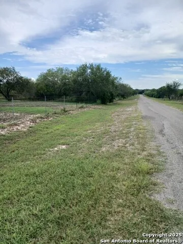 4700 Daisy Beeville, TX 78102