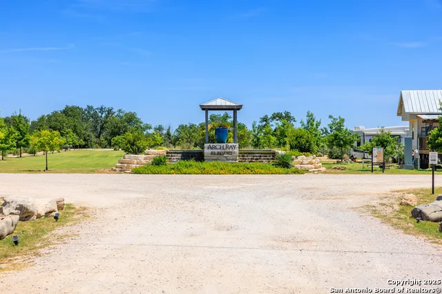 4584 E US Hwy 290 Fredericksburg, TX 78624