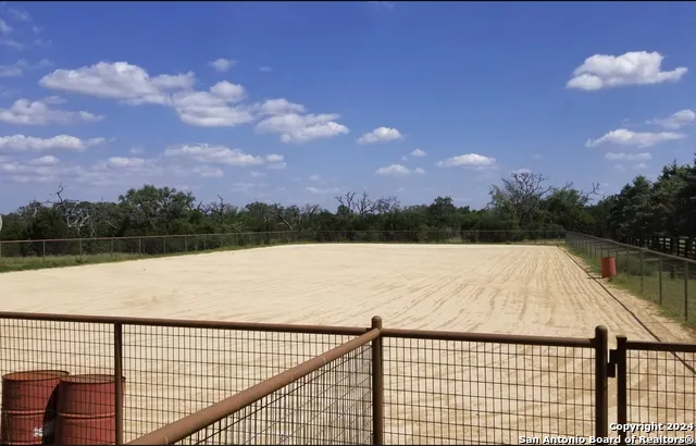 251 Highgate Drive Bandera, TX 78003