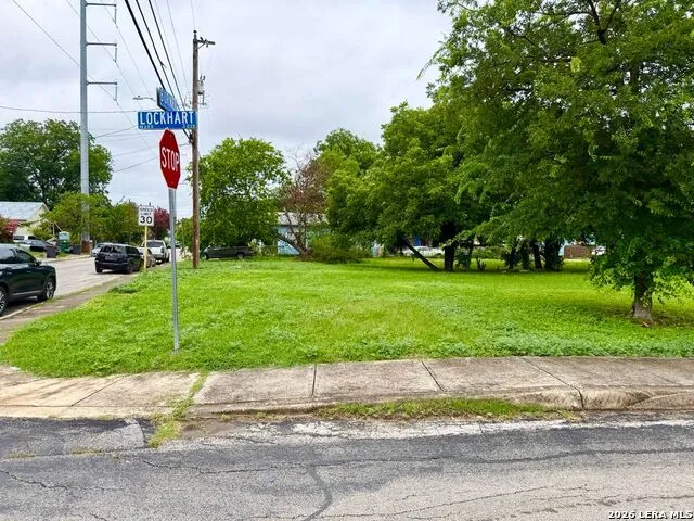 1625 BURNET ST San Antonio, TX 78202