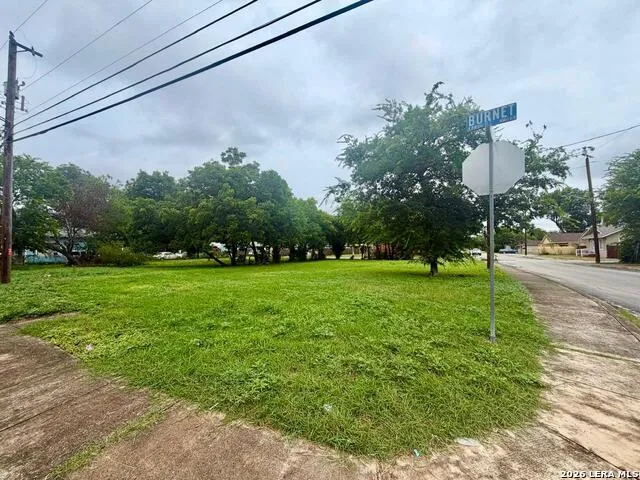 1625 BURNET ST San Antonio, TX 78202