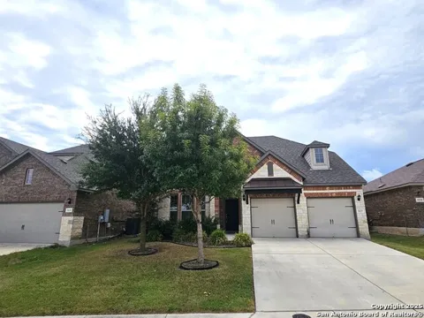 3127 Pinecone Cove