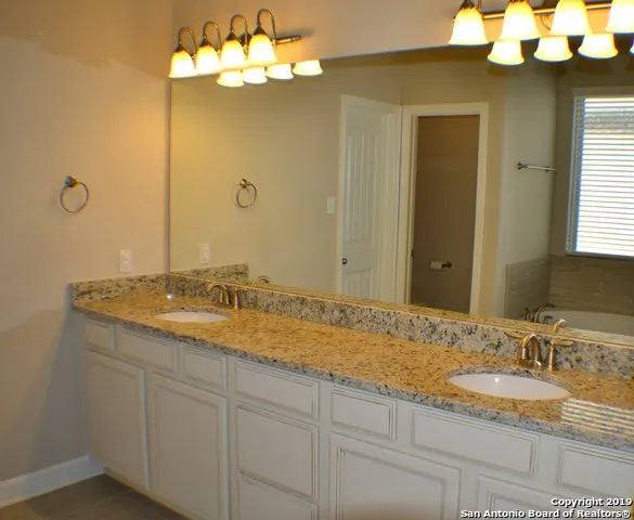 3127 Pinecone Cove New Braunfels, TX 78130