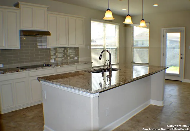 3127 Pinecone Cove New Braunfels, TX 78130
