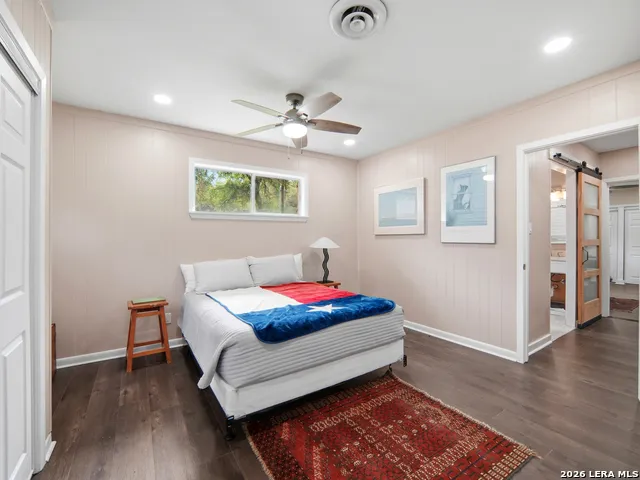 19214 Grey Forest Helotes, TX 78023
