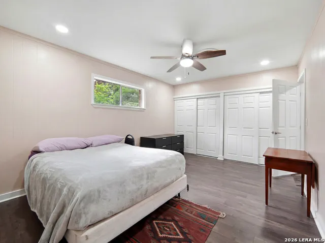 19214 Grey Forest Helotes, TX 78023