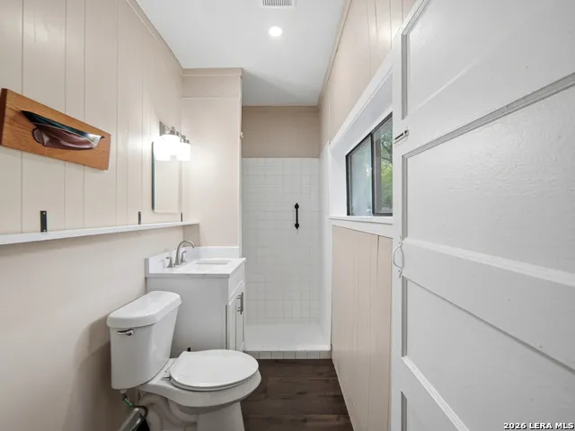 19214 Grey Forest Helotes, TX 78023