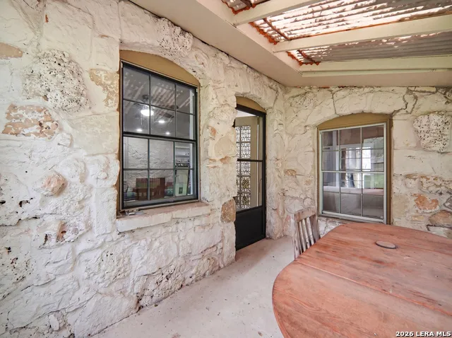 19214 Grey Forest Helotes, TX 78023