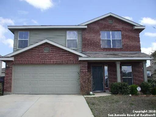 9013 Barkwood Universal City, TX 78148