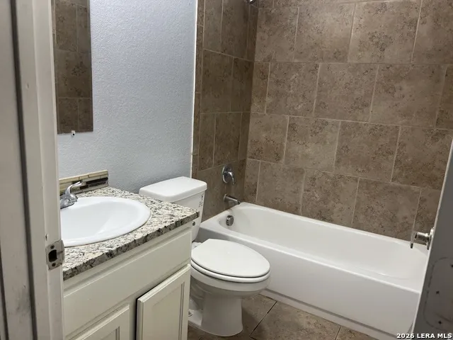 11110 Baywood #102 San Antonio, TX 78213