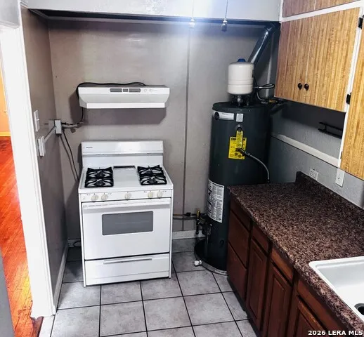 409 W LYNWOOD AVE Unit 1 San Antonio, TX 78212