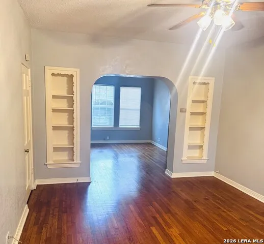 409 W LYNWOOD AVE Unit 1 San Antonio, TX 78212