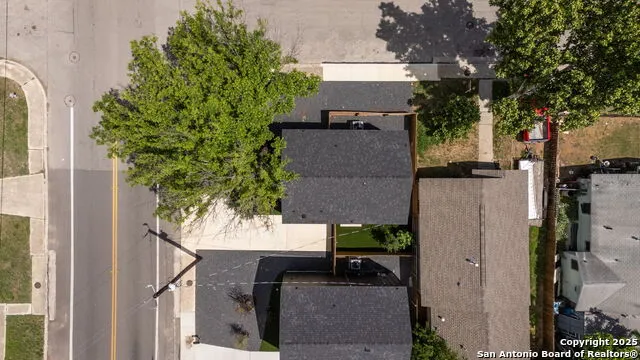 1104 S Gevers St San Antonio, TX 78210