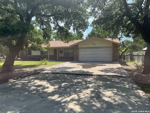 311 CINDY DR