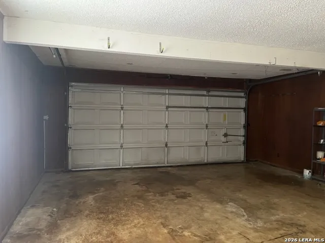 311 CINDY DR Canyon Lake, TX 78133