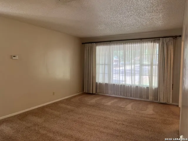 311 CINDY DR Canyon Lake, TX 78133