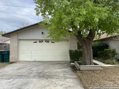 7214 RIMWOOD ST