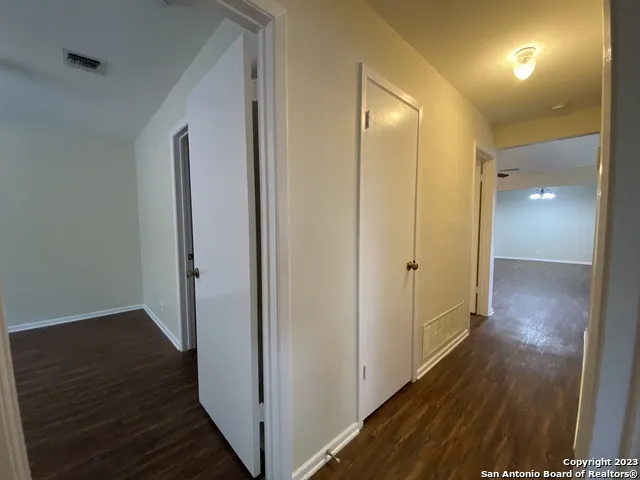 7214 RIMWOOD ST Live Oak, TX 78233