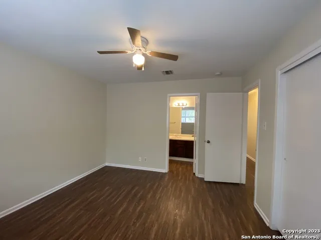 7214 RIMWOOD ST Live Oak, TX 78233