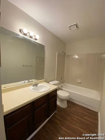 7214 RIMWOOD ST Live Oak, TX 78233