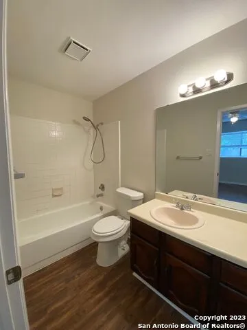 7214 RIMWOOD ST Live Oak, TX 78233