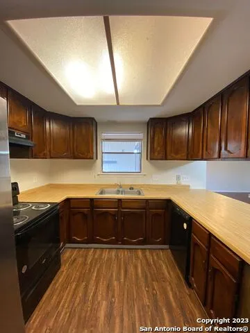 7214 RIMWOOD ST Live Oak, TX 78233