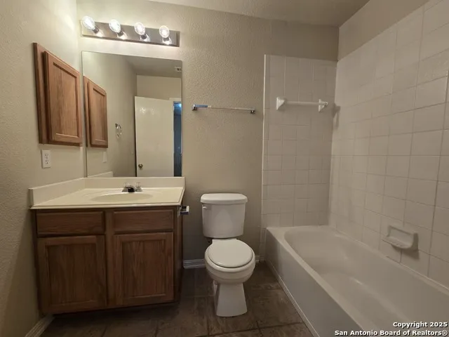 137 HIDDEN FAWN Cibolo, TX 78108