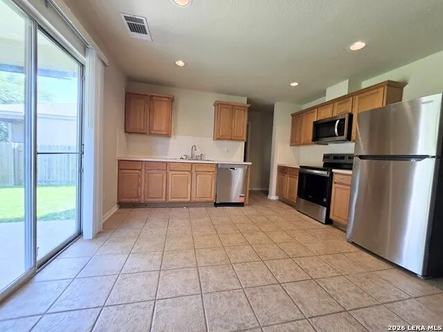 137 HIDDEN FAWN Cibolo, TX 78108