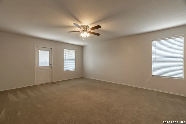 8966 Oakwood Park San Antonio, TX 78254