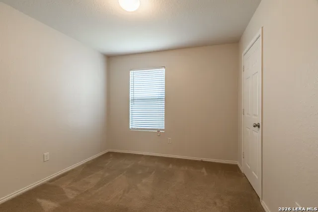 8966 Oakwood Park San Antonio, TX 78254