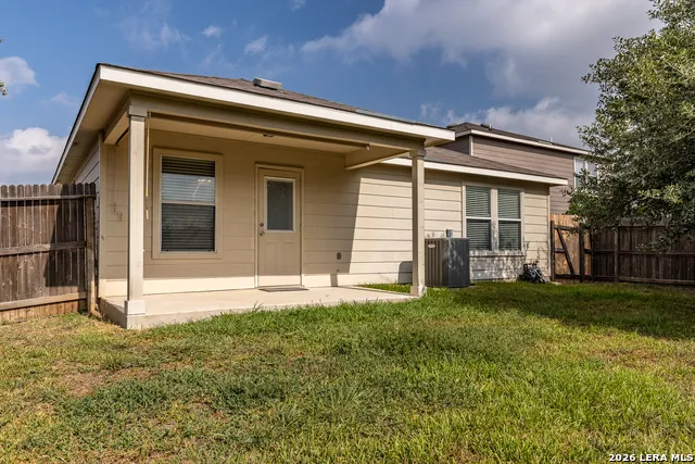 8966 Oakwood Park San Antonio, TX 78254