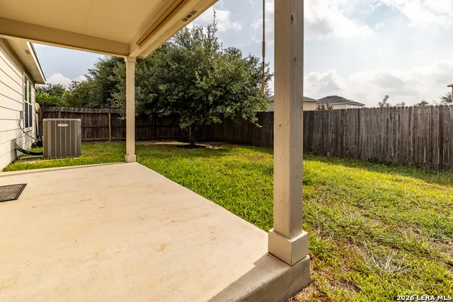 8966 Oakwood Park San Antonio, TX 78254