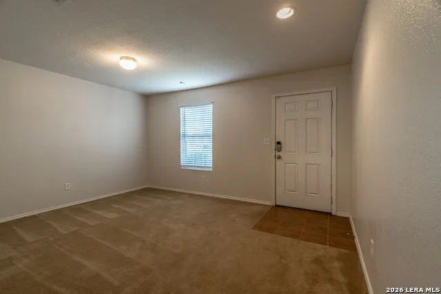 8966 Oakwood Park San Antonio, TX 78254
