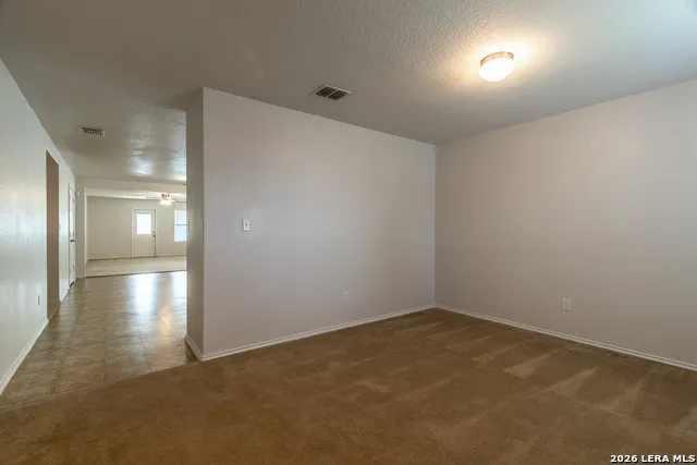 8966 Oakwood Park San Antonio, TX 78254