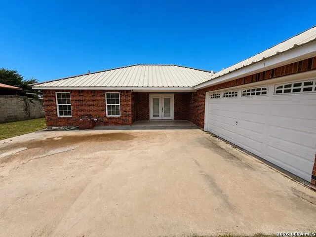 3548 Sauz Dr. Eagle Pass, TX 78852