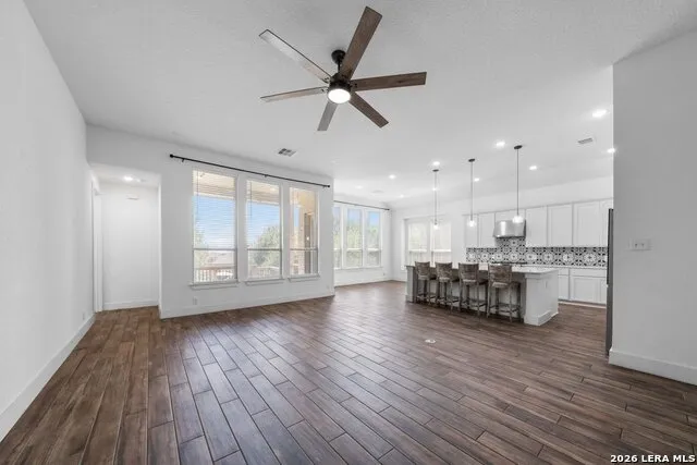 3115 STOKESAY PARK Bulverde, TX 78163