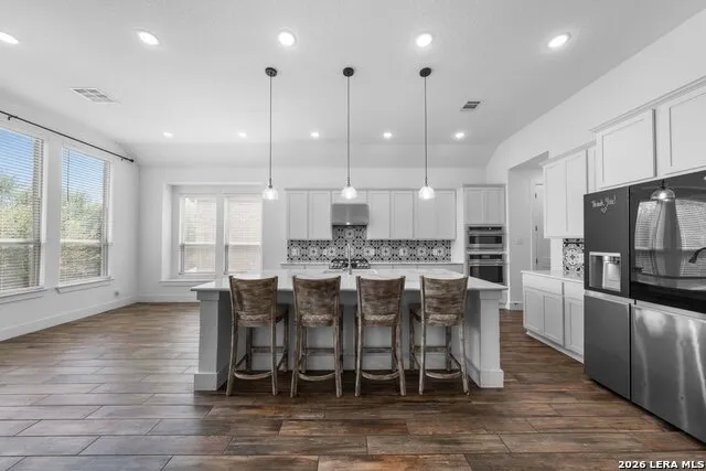 3115 STOKESAY PARK Bulverde, TX 78163
