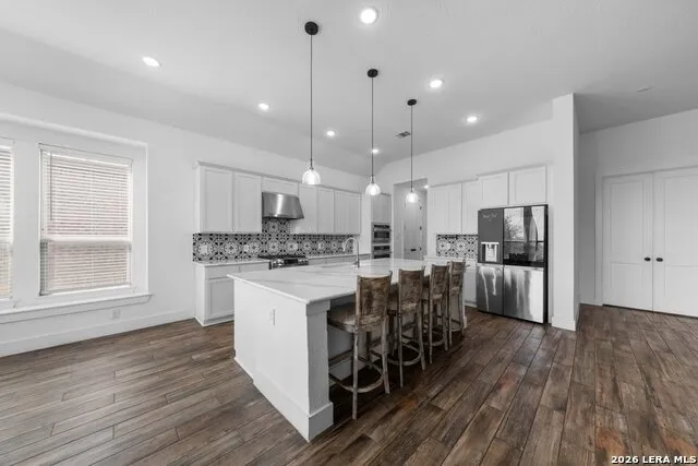 3115 STOKESAY PARK Bulverde, TX 78163