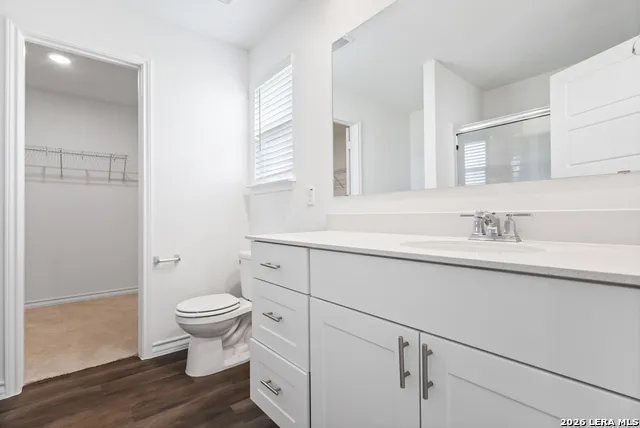 1215 Vallarta Centro Converse, TX 78109