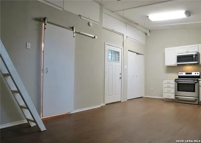 333 E TORREY ST Unit B New Braunfels, TX 78130