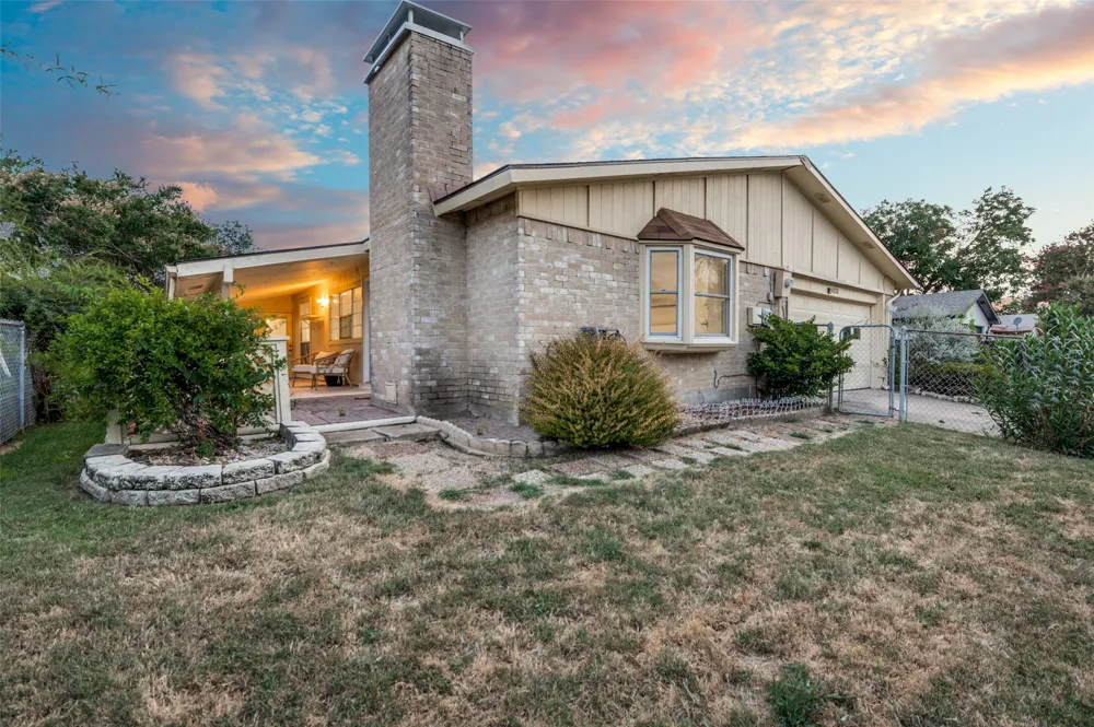 3020 Ravine Trail Carrollton, TX 75007