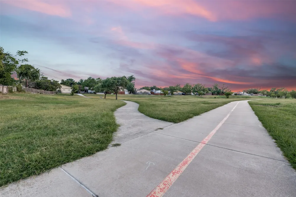 3020 Ravine Trail Carrollton, TX 75007