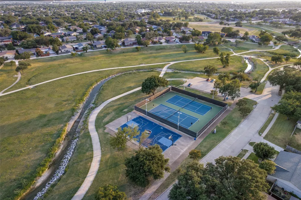 3020 Ravine Trail Carrollton, TX 75007