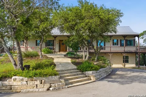 26 SEEWALD RD