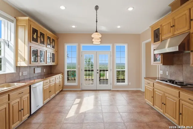 26 SEEWALD RD Boerne, TX 78006