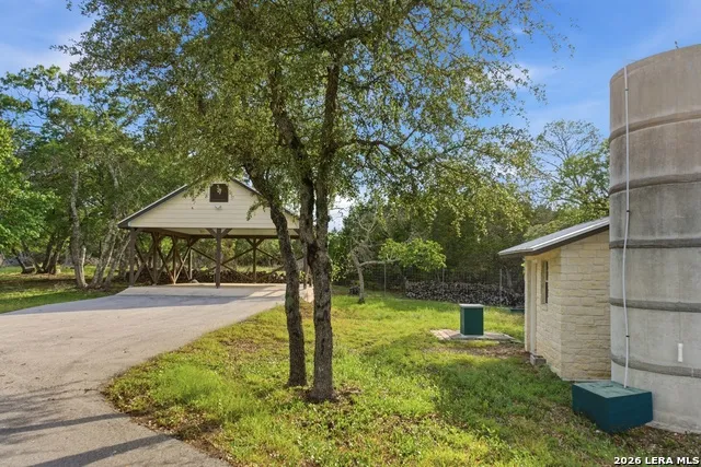 26 SEEWALD RD Boerne, TX 78006