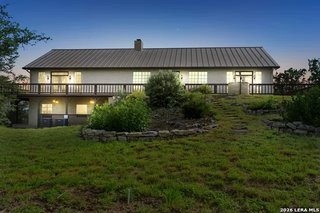 26 SEEWALD RD Boerne, TX 78006