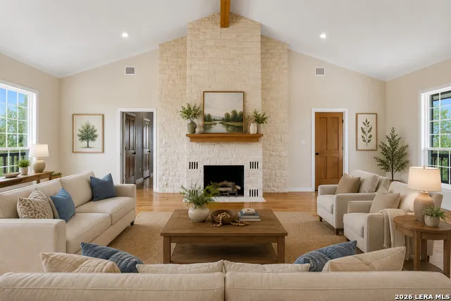 26 SEEWALD RD Boerne, TX 78006