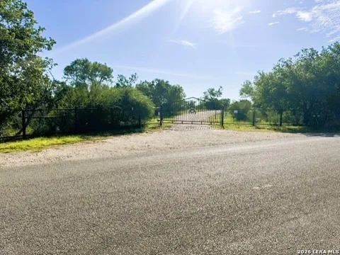 4101 Quihi-Castroville