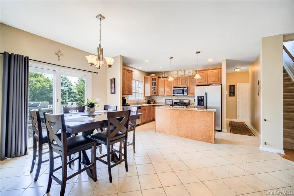 56 Plum Court Drive Poughquag, NY 12570